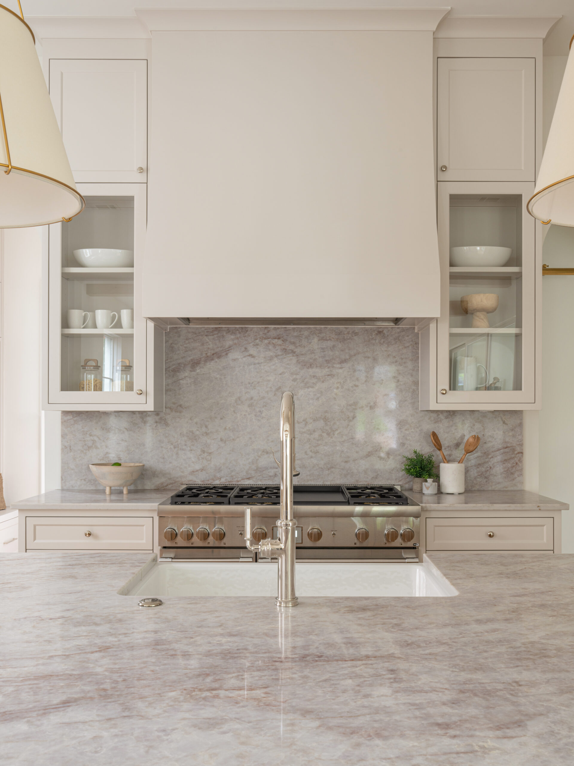 CLASSIC EUROPEAN REVIVAL – Chamberlain Arlington Heights, Lafayette Ave, Fort Worth, TX 76107-9 Kitchen range wall with stone slab backsplash and custom hood — luxury custom remodel, Fort Worth TX